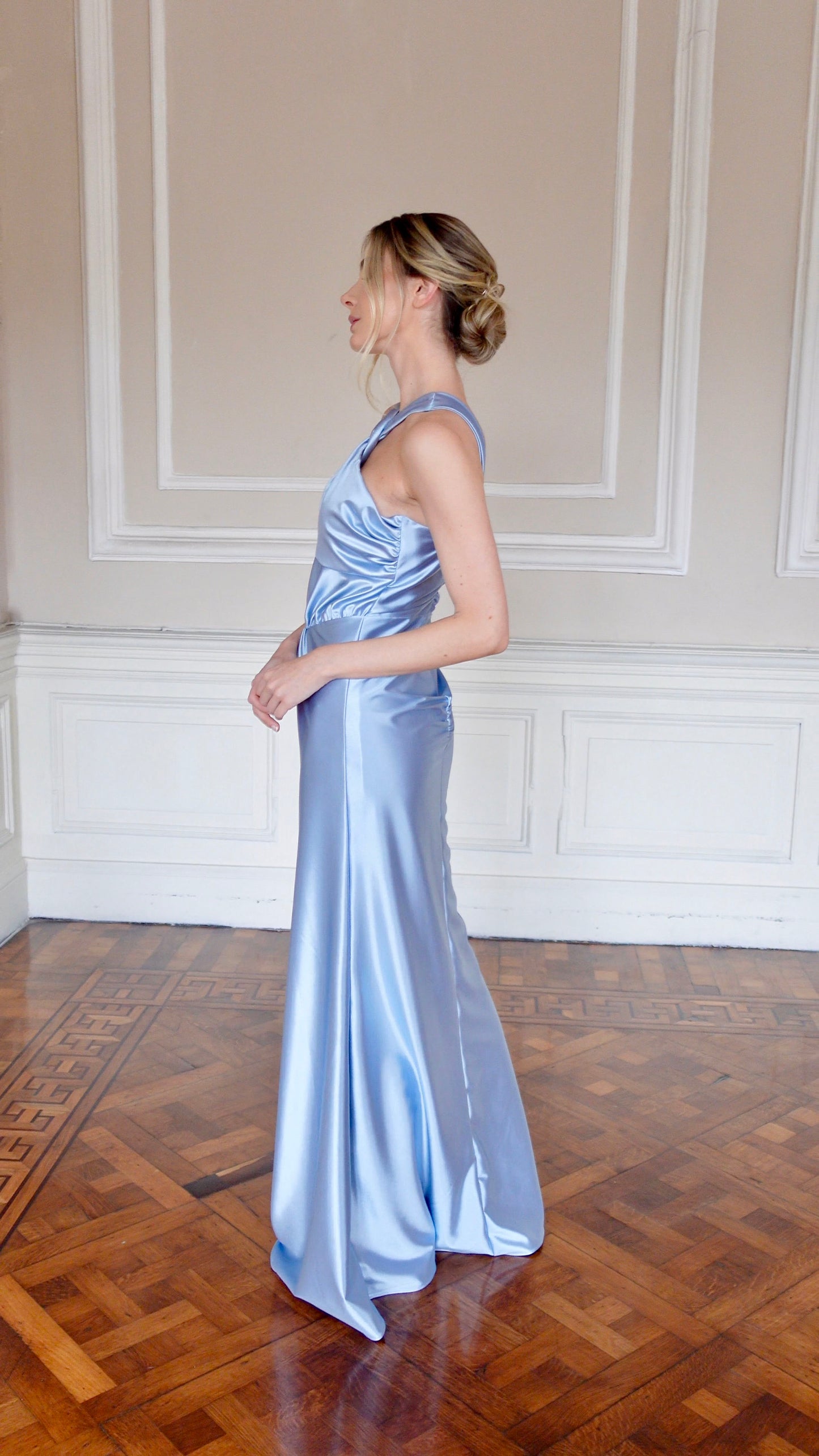EUGENIA baby blue