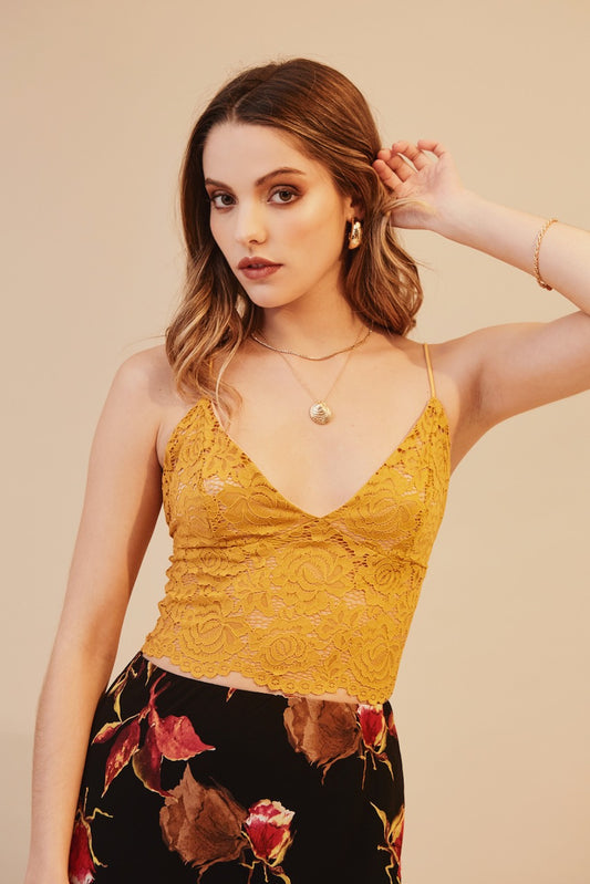 TOP NATASHA MOSTAZA